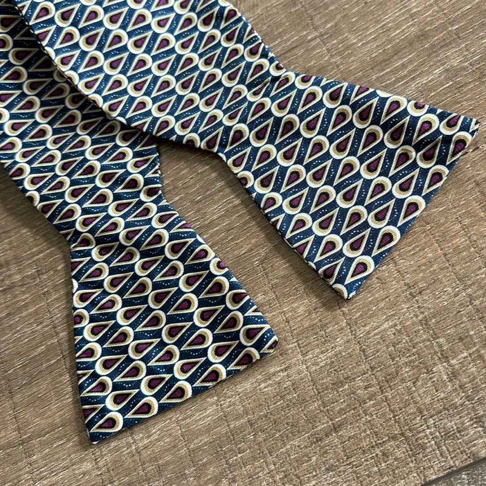 Dwyane Wade for The Tie Bar Men's Silk Adjustable Bow Tie